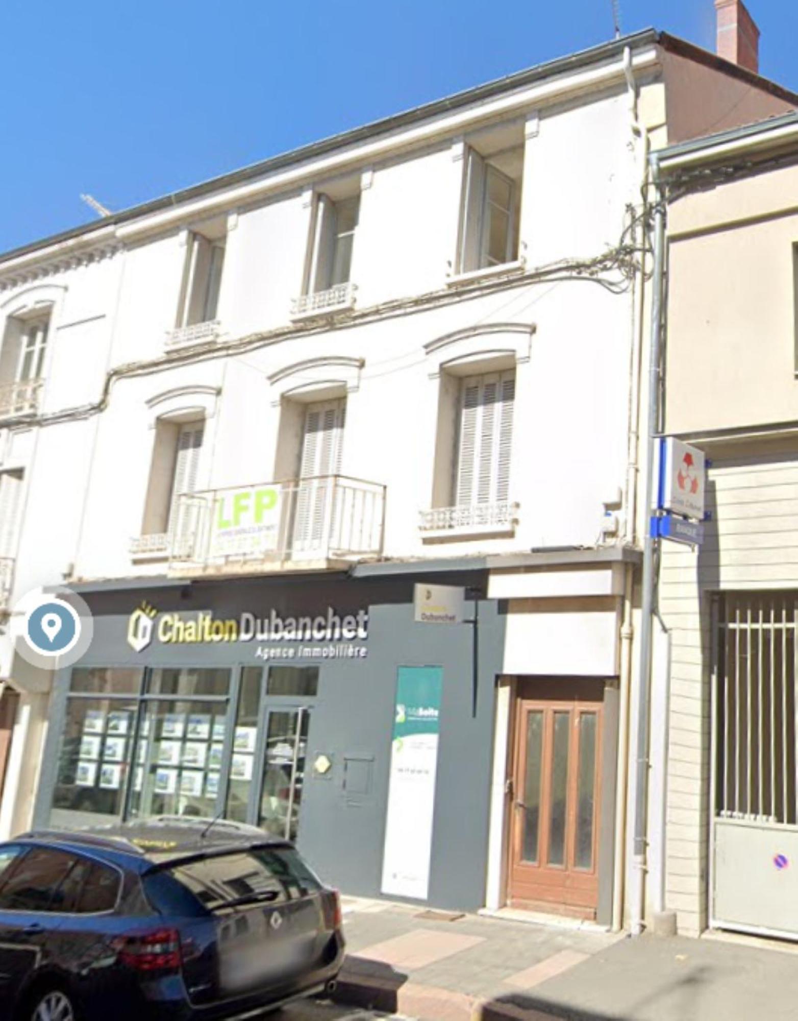 T2 Spacieux Centre-Ville Feurs Exterior photo